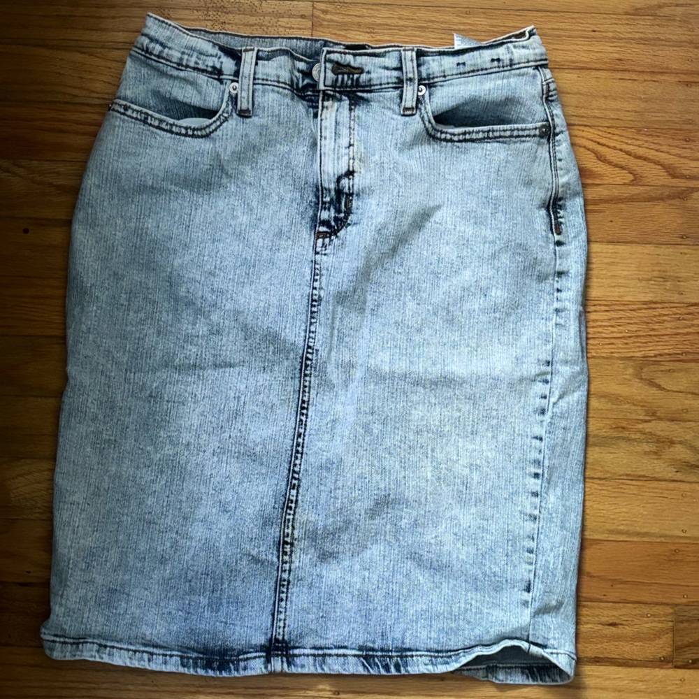 Banana Republic Blue Pencil Skirt Knee-Length Casual